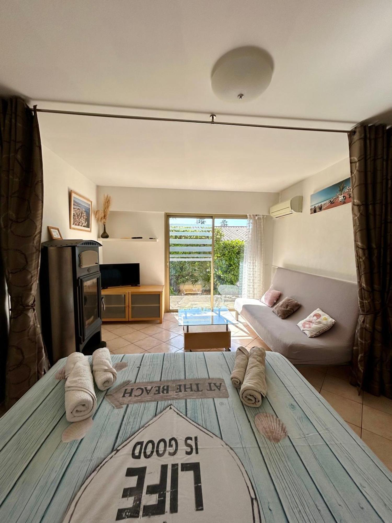 Les Ondes - Terrasse Rdc Villa Calme Parking Proche Plage 앙티브 외부 사진